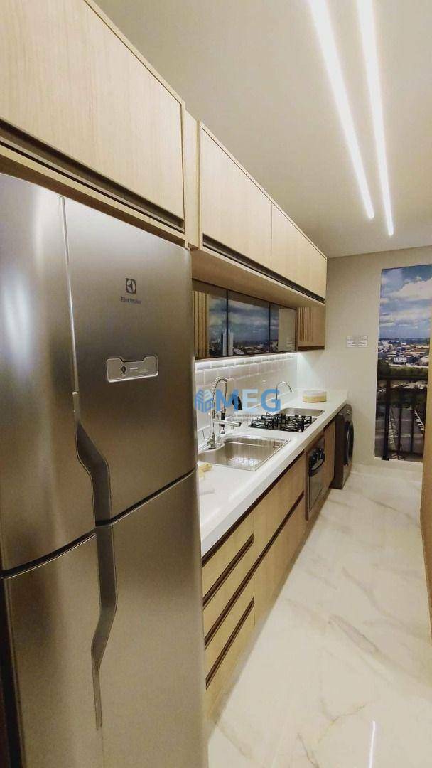 Apartamento à venda com 2 quartos, 45m² - Foto 3