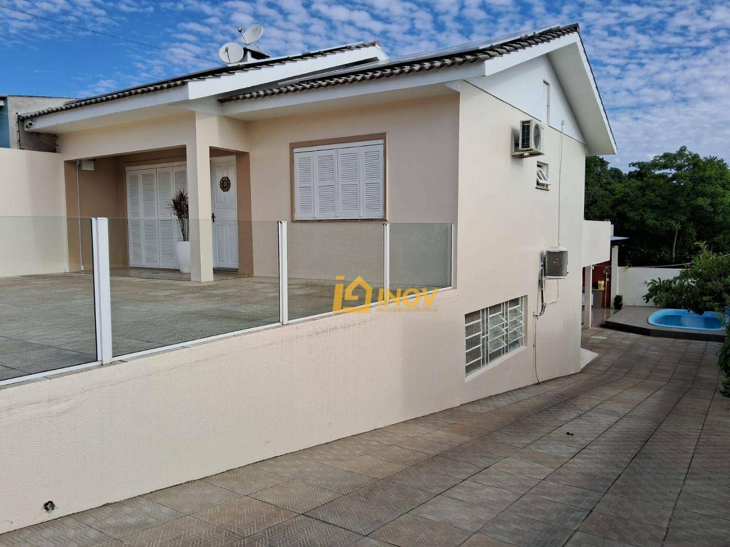 Casa à venda com 3 quartos, 149m² - Foto 2