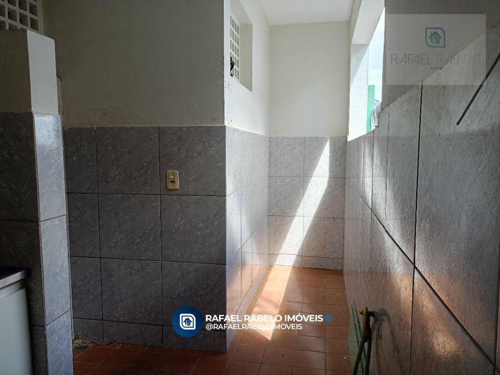 Apartamento para alugar com 3 quartos, 67m² - Foto 3