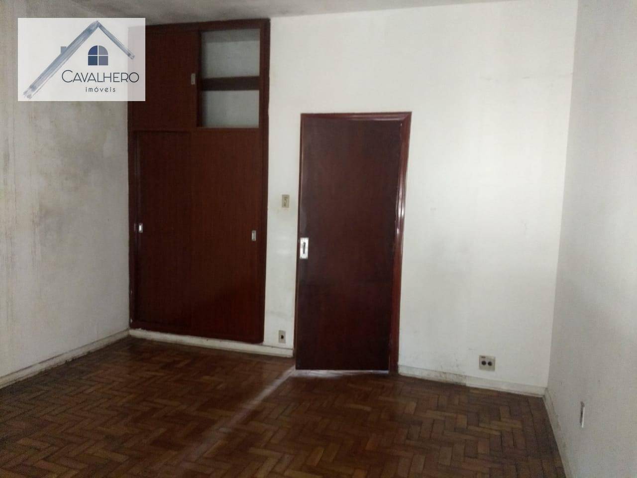 Casa à venda com 2 quartos, 250m² - Foto 18