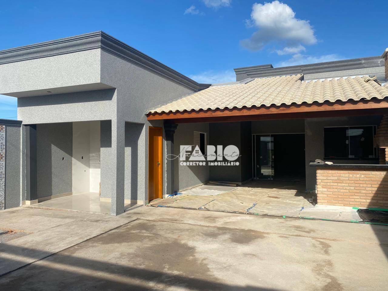 Casa à venda com 2 quartos, 108m² - Foto 4