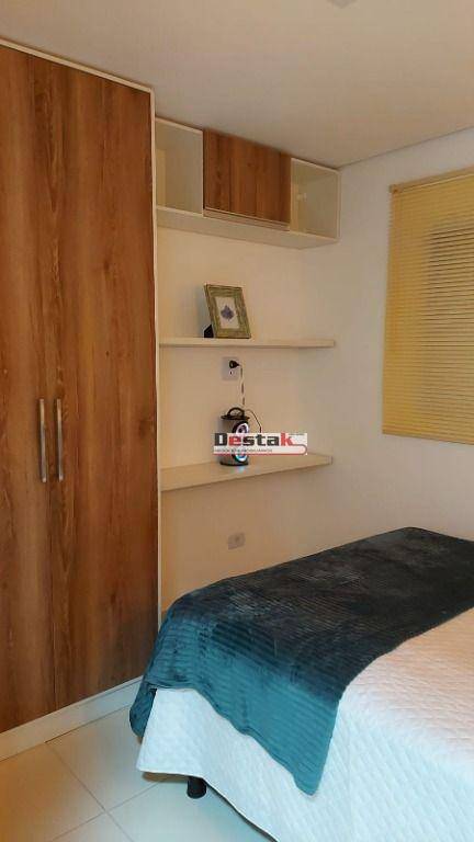 Apartamento à venda com 2 quartos, 64m² - Foto 24