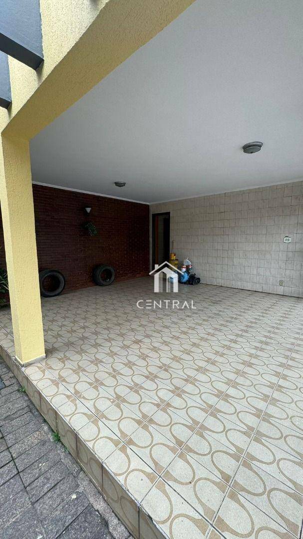 Sobrado para alugar com 4 quartos, 370m² - Foto 15