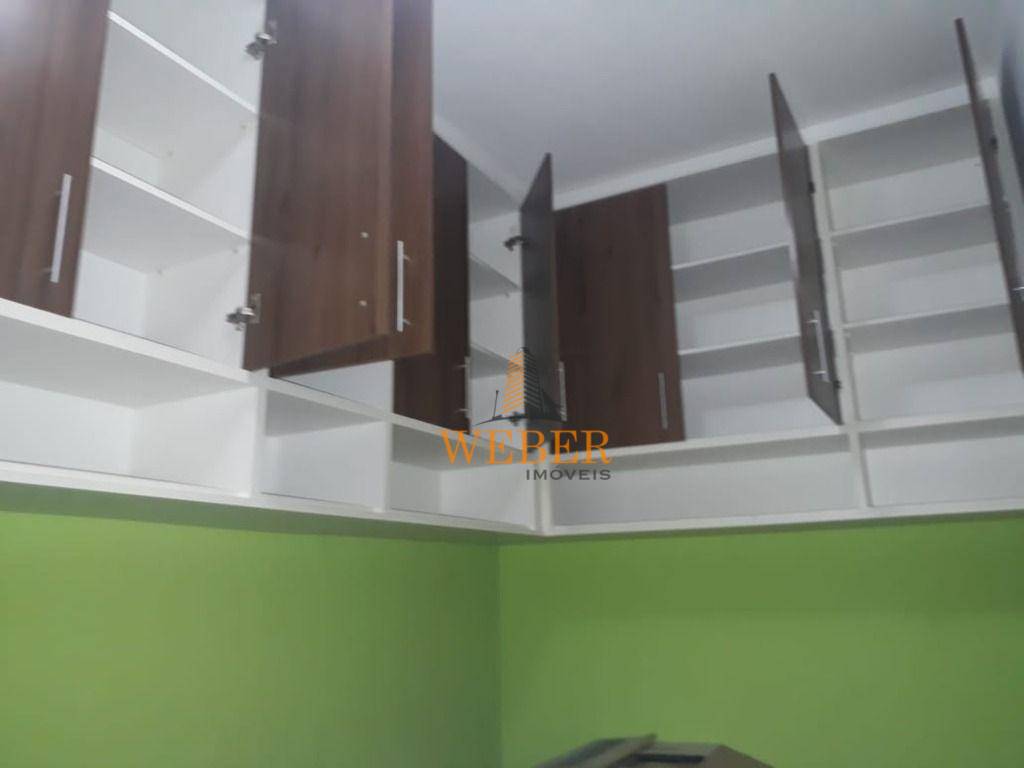 Casa à venda com 4 quartos, 140m² - Foto 10