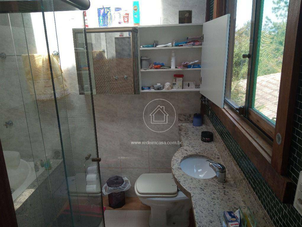 Casa à venda com 3 quartos, 180m² - Foto 3