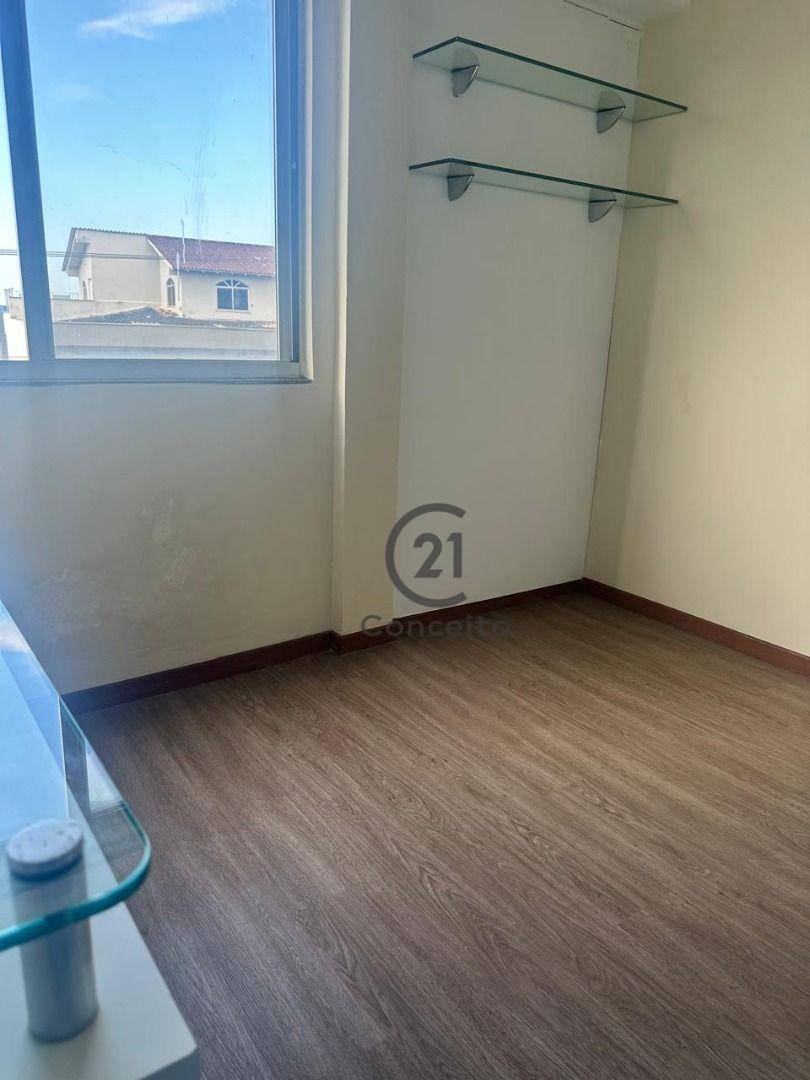 Apartamento para alugar com 3 quartos, 93m² - Foto 13
