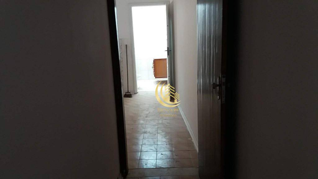 Sobrado à venda com 4 quartos, 300m² - Foto 22