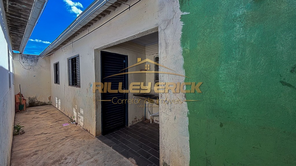 Casa à venda com 3 quartos, 250m² - Foto 13