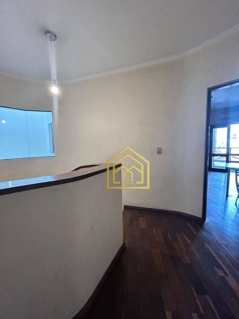 Sobrado à venda com 3 quartos, 291m² - Foto 21