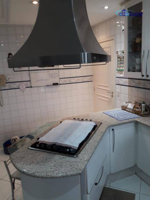 Apartamento à venda com 3 quartos, 185m² - Foto 19