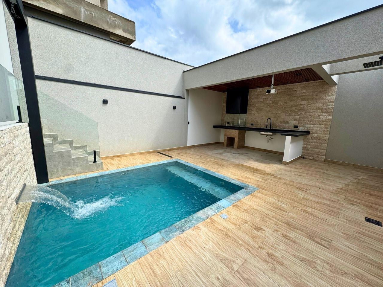 Casa à venda com 3 quartos, 135m² - Foto 16