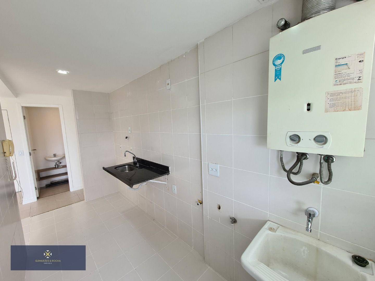 Apartamento à venda com 2 quartos, 78m² - Foto 4