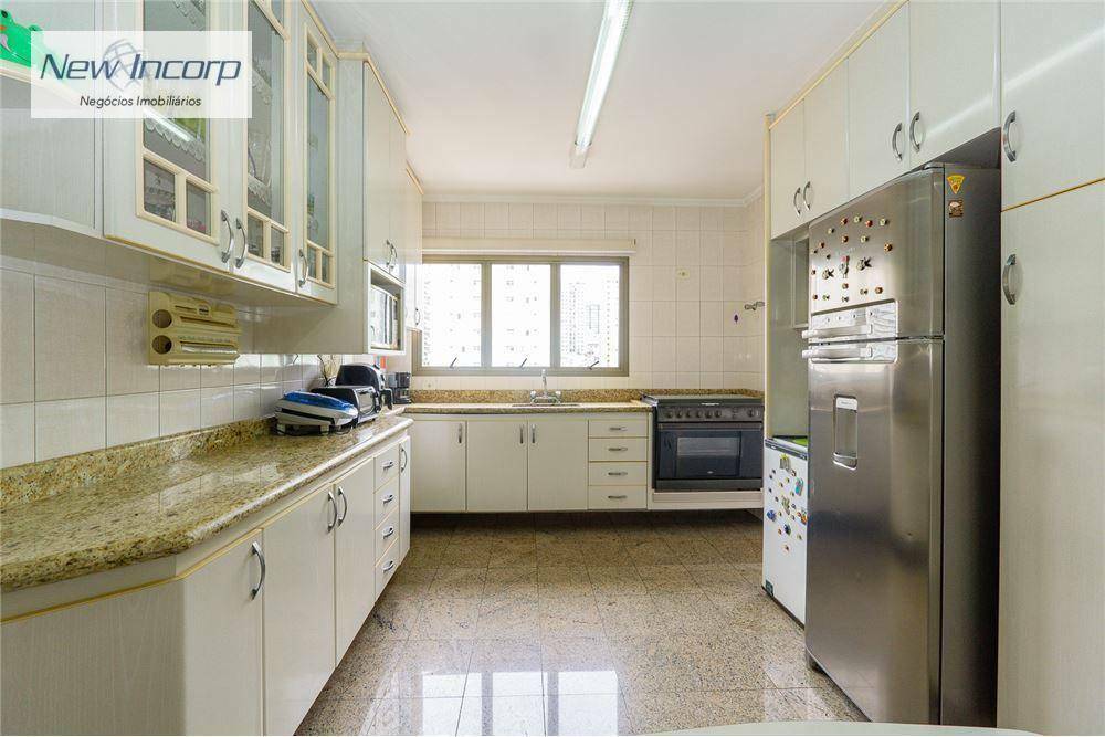 Apartamento à venda com 3 quartos, 117m² - Foto 27