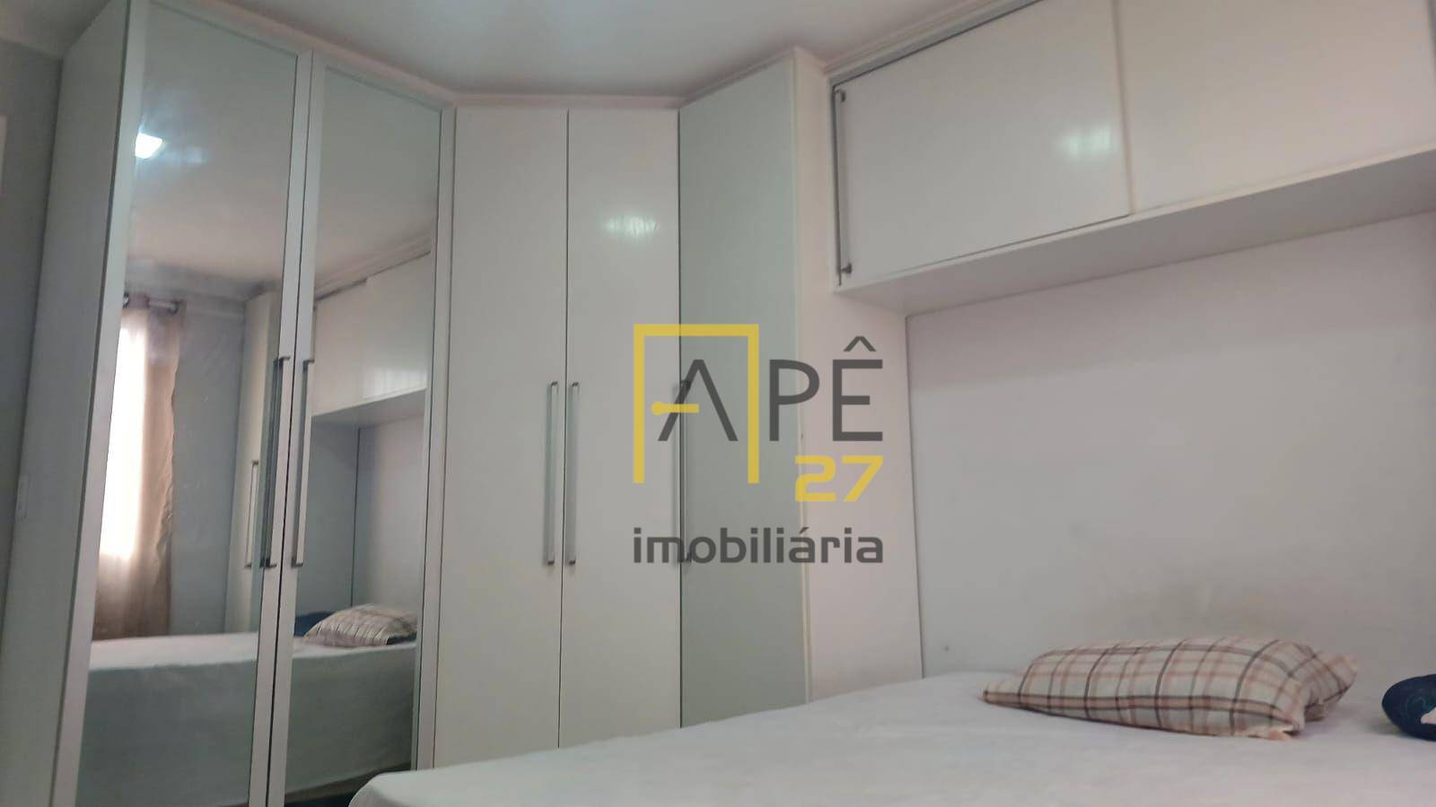 Apartamento à venda com 2 quartos, 60m² - Foto 15