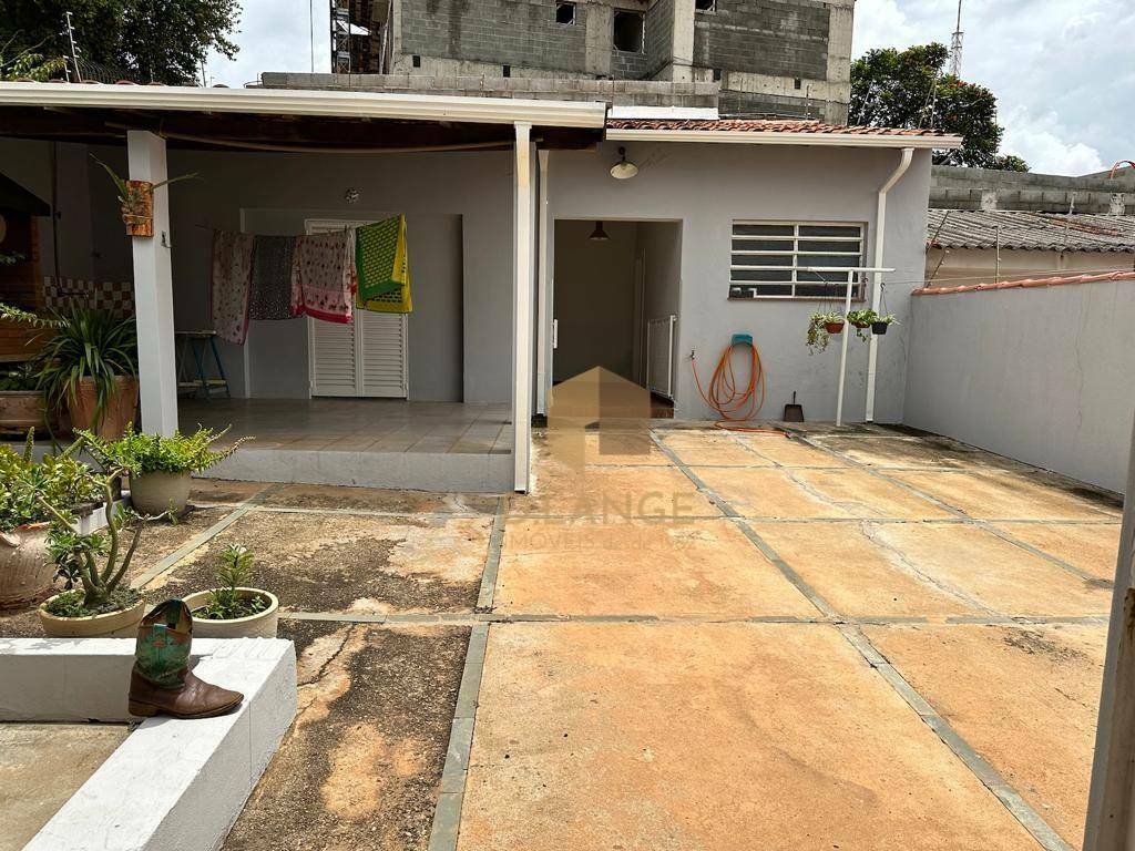 Casa à venda com 3 quartos, 231m² - Foto 45