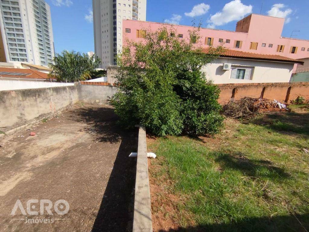 Casa para alugar com 2 quartos, 110m² - Foto 11