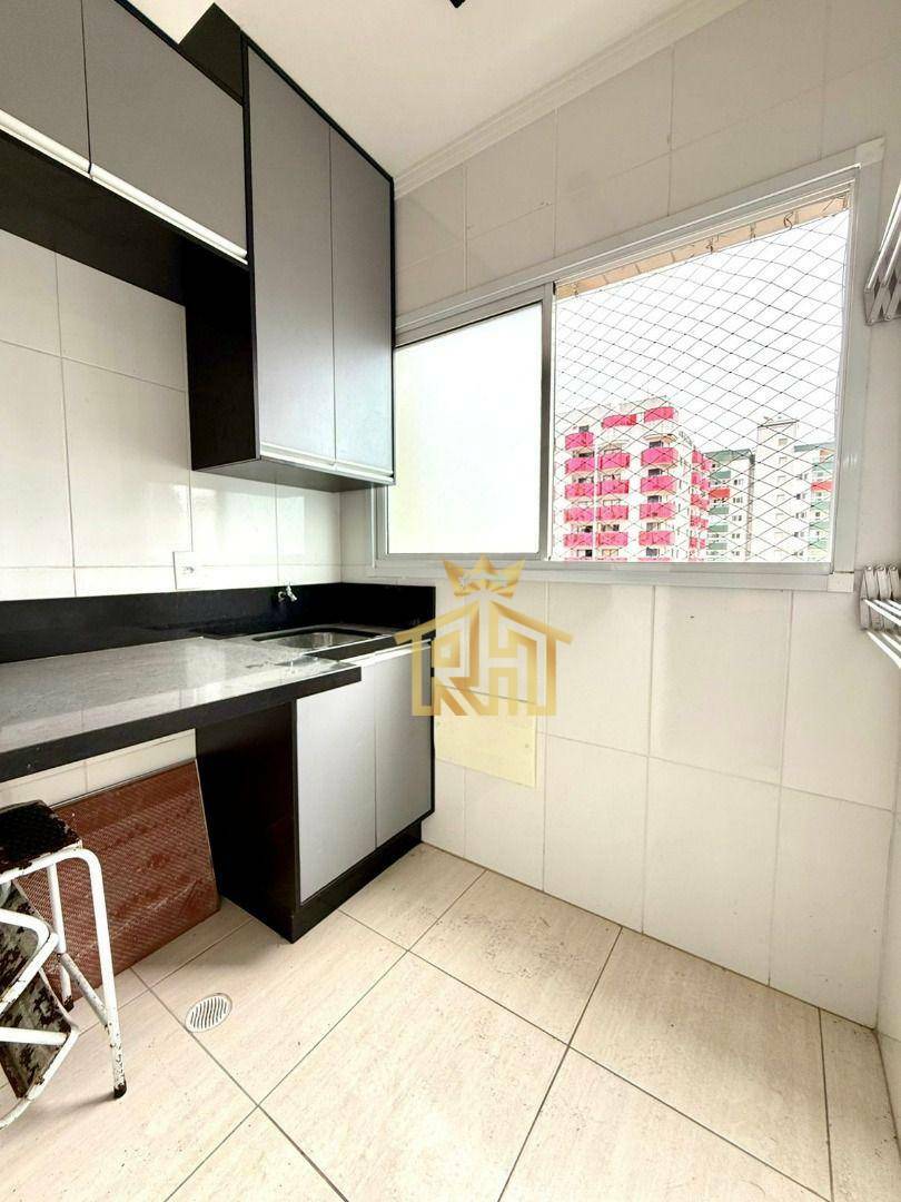 Apartamento à venda com 3 quartos, 104m² - Foto 13