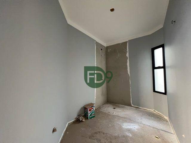 Casa à venda com 4 quartos, 300m² - Foto 23