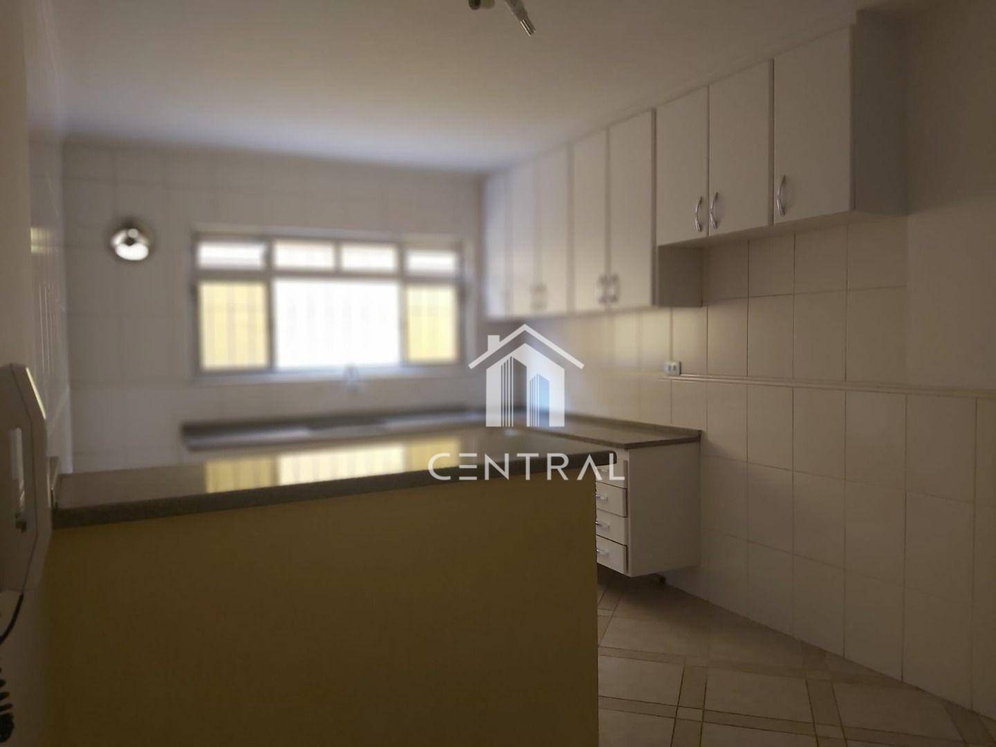 Sobrado para alugar com 3 quartos, 263m² - Foto 2