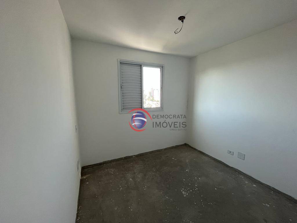 Apartamento à venda com 2 quartos, 65m² - Foto 3