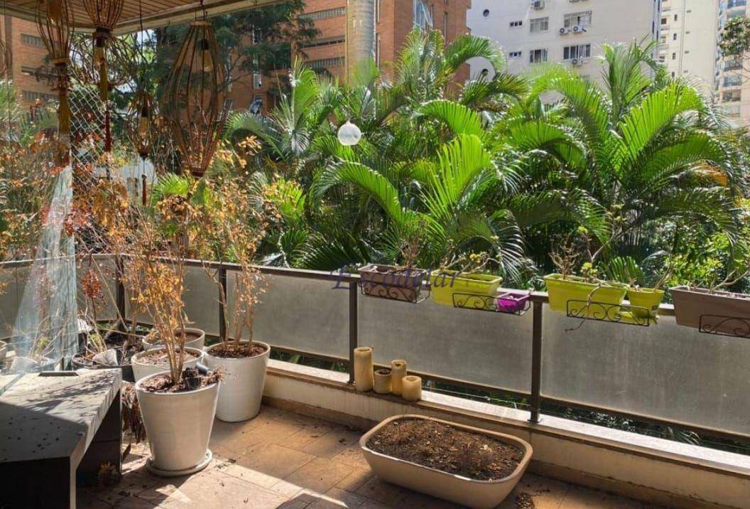 Apartamento à venda com 3 quartos, 210m² - Foto 7