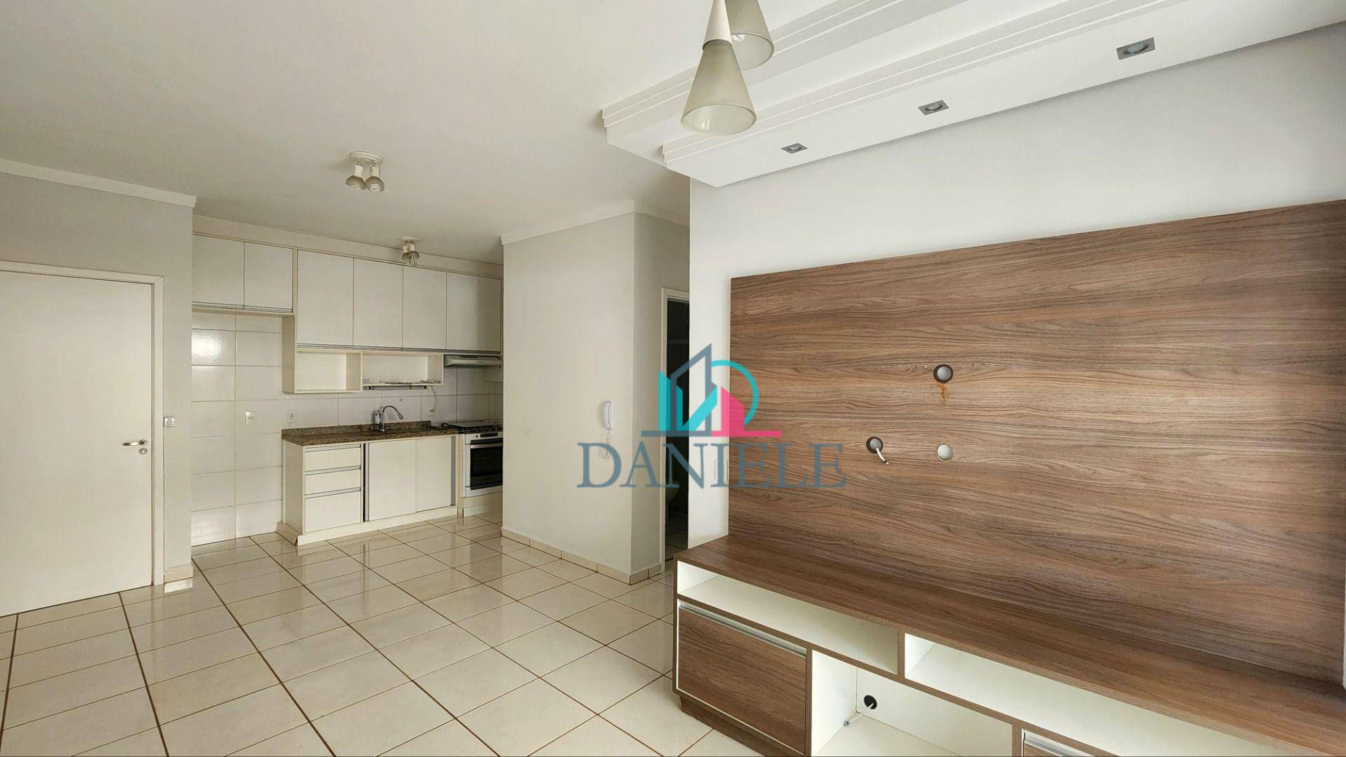 Apartamento à venda com 2 quartos, 61m² - Foto 1