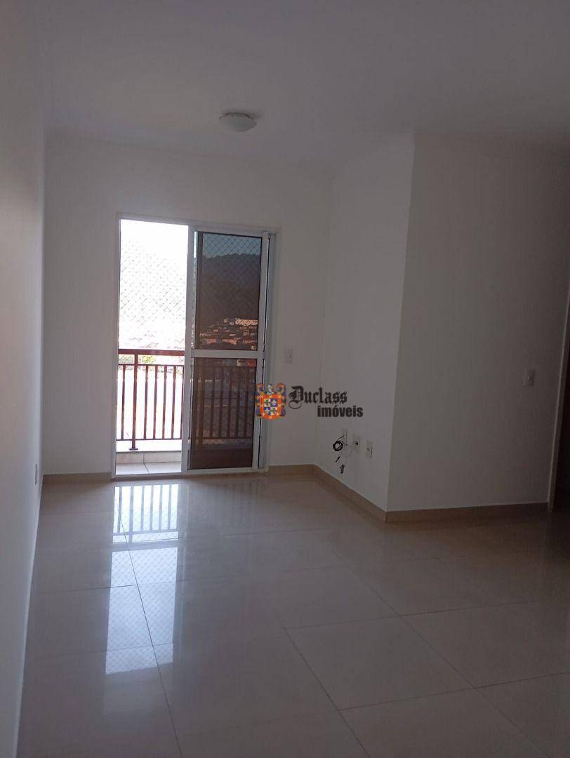 Apartamento à venda com 3 quartos, 64m² - Foto 3