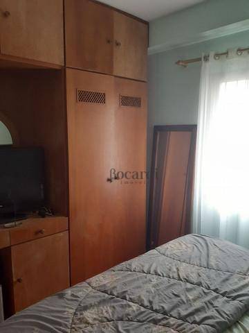 Apartamento à venda com 2 quartos, 80m² - Foto 16