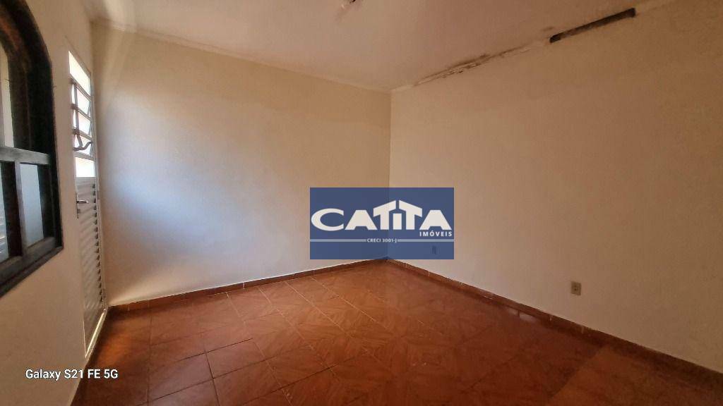 Casa para alugar com 2 quartos, 120m² - Foto 16