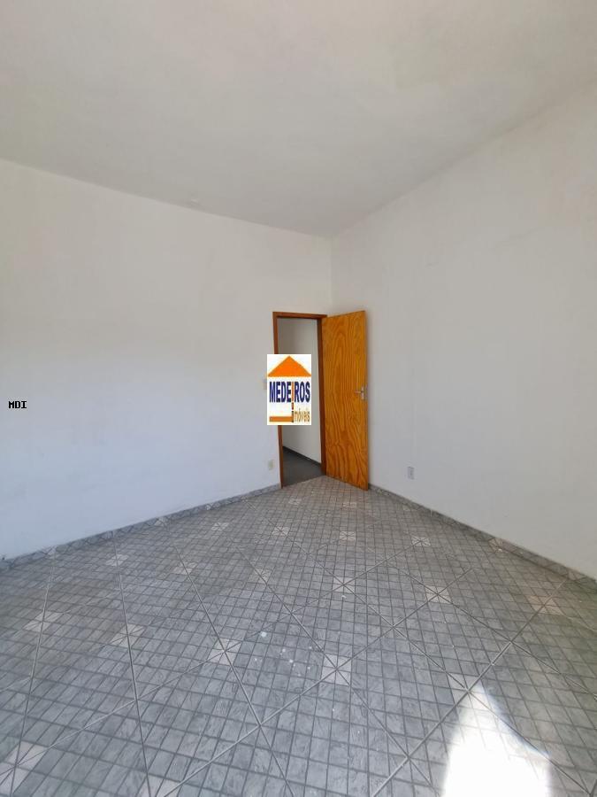 Casa para alugar com 2 quartos, 70m² - Foto 2