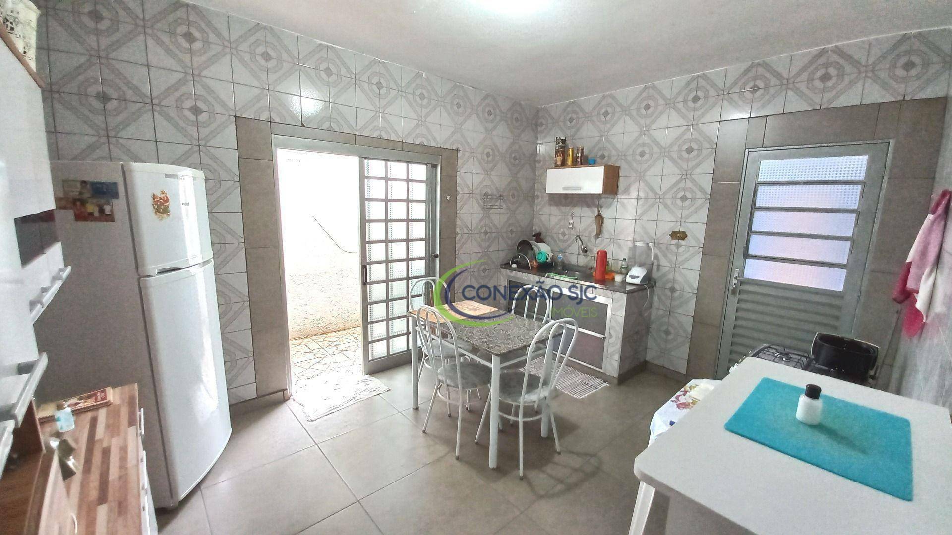 Casa à venda com 2 quartos, 127m² - Foto 9