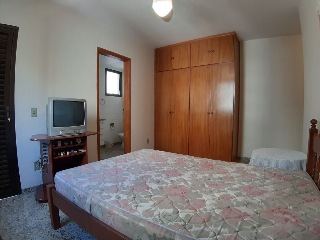 Apartamento à venda com 3 quartos, 150m² - Foto 11