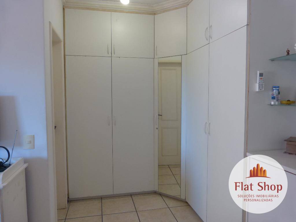 Apartamento à venda com 3 quartos, 135m² - Foto 26