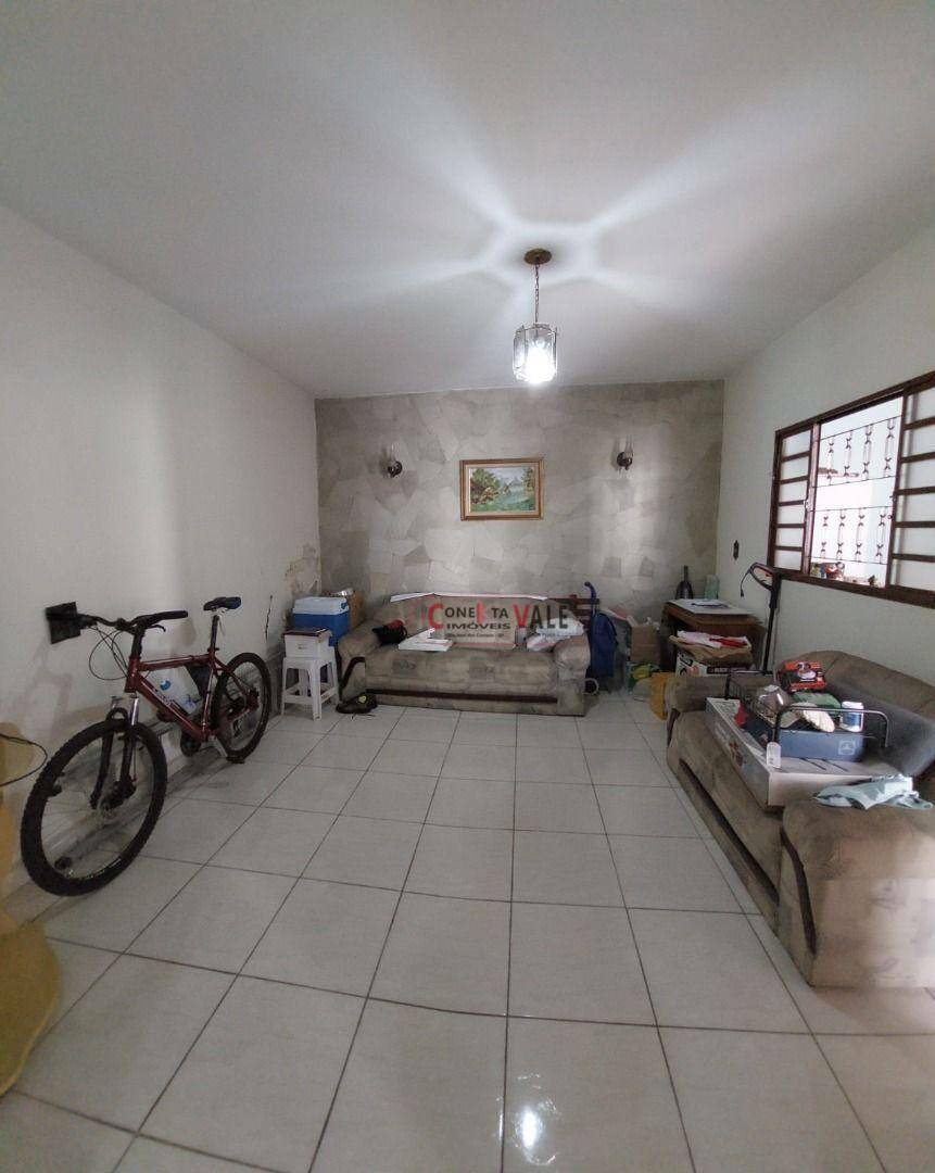 Casa à venda com 4 quartos, 210m² - Foto 5