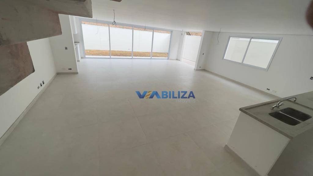 Sobrado à venda com 4 quartos, 260m² - Foto 19