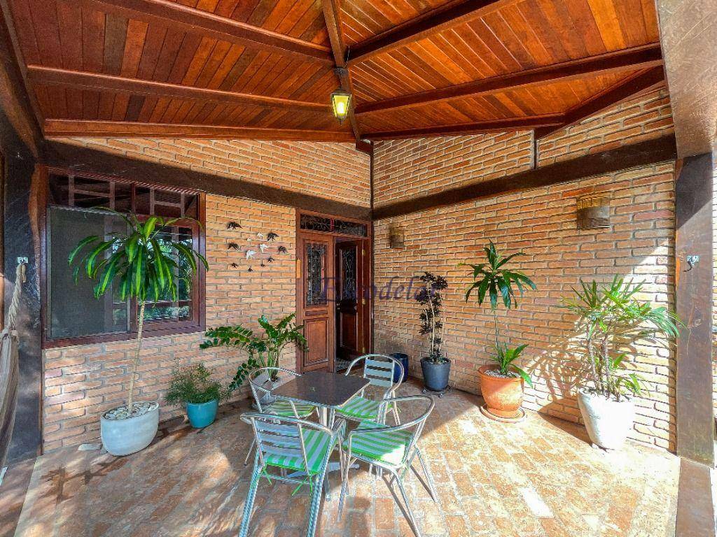 Casa de Condomínio à venda com 3 quartos, 376m² - Foto 56