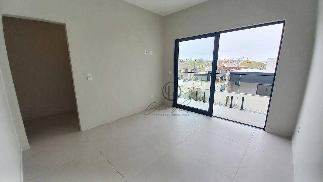 Casa de Condomínio à venda com 3 quartos, 197m² - Foto 12