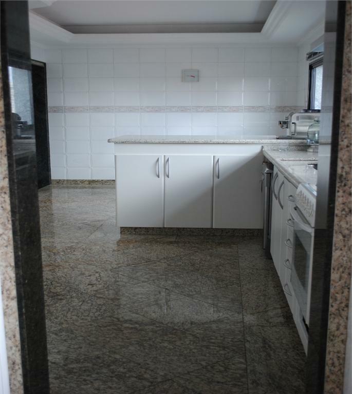 Apartamento à venda com 3 quartos, 203m² - Foto 22