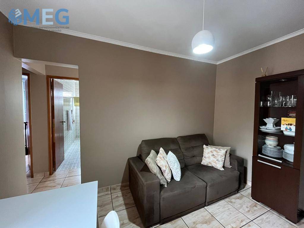 Apartamento à venda com 2 quartos, 50m² - Foto 2