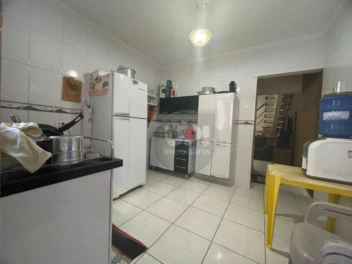 Casa à venda com 3 quartos, 130m² - Foto 9