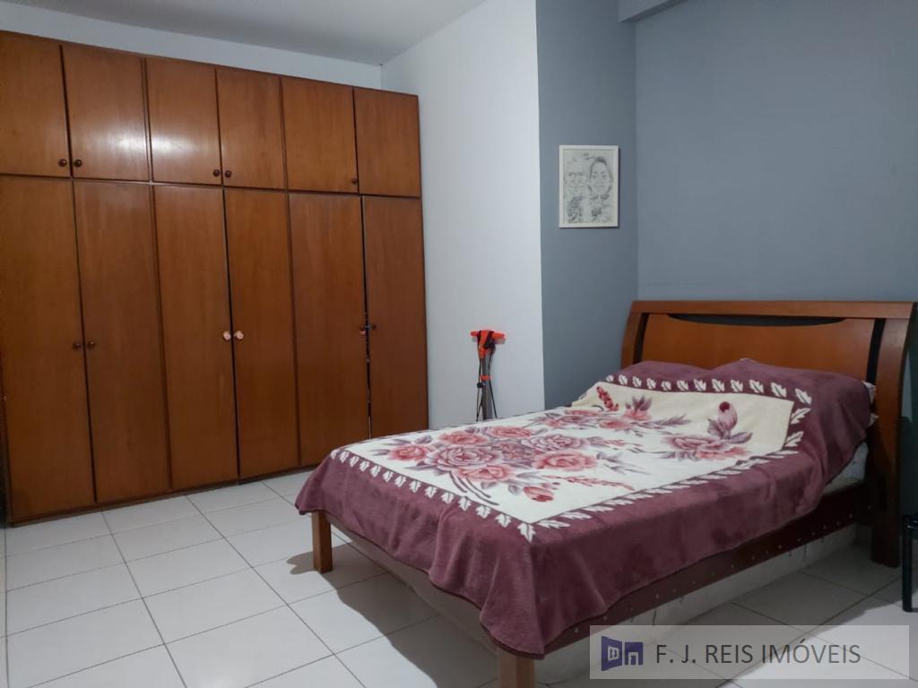 Sobrado à venda com 4 quartos, 500m² - Foto 27