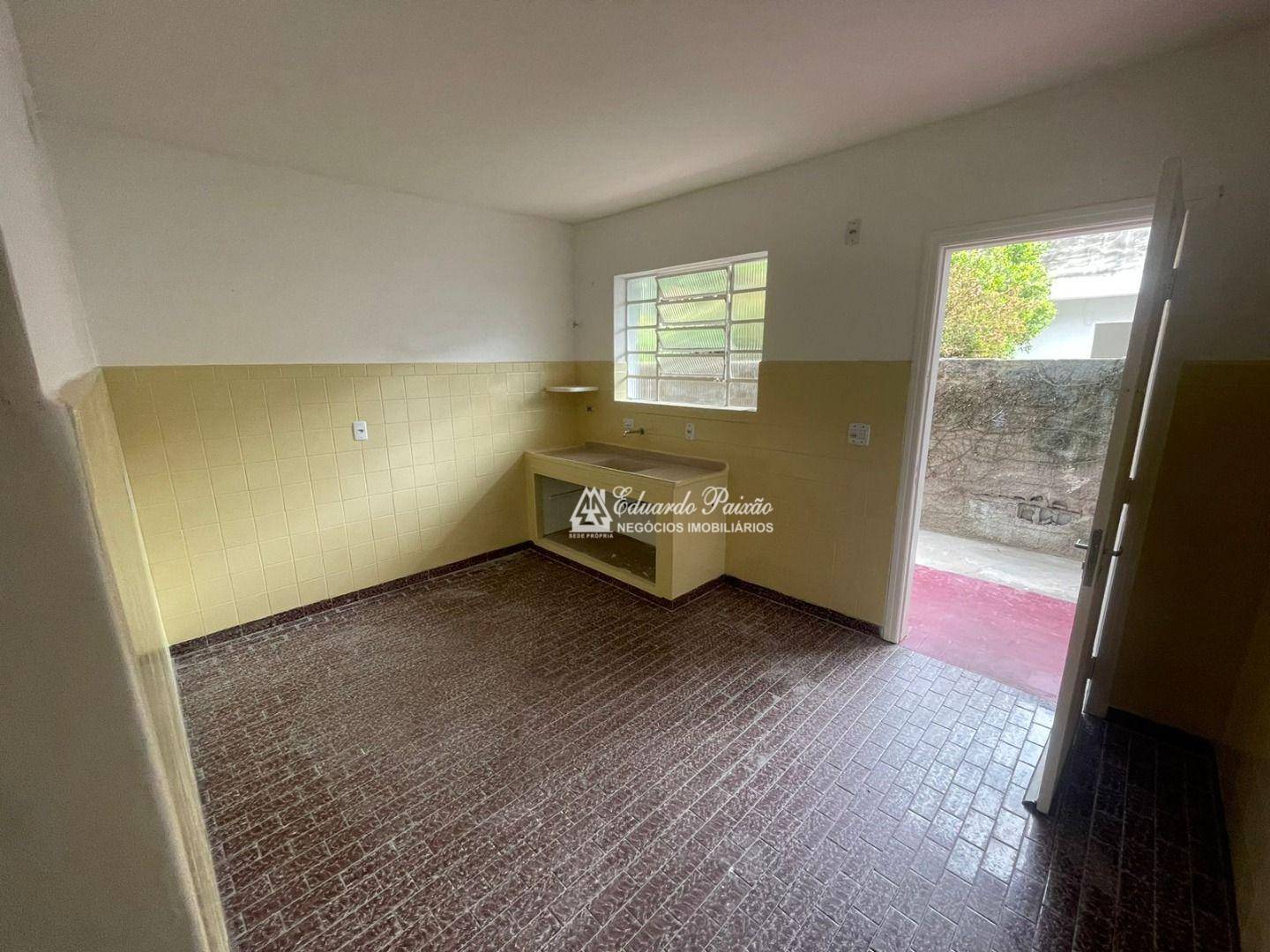 Sobrado à venda e aluguel com 4 quartos, 214m² - Foto 17