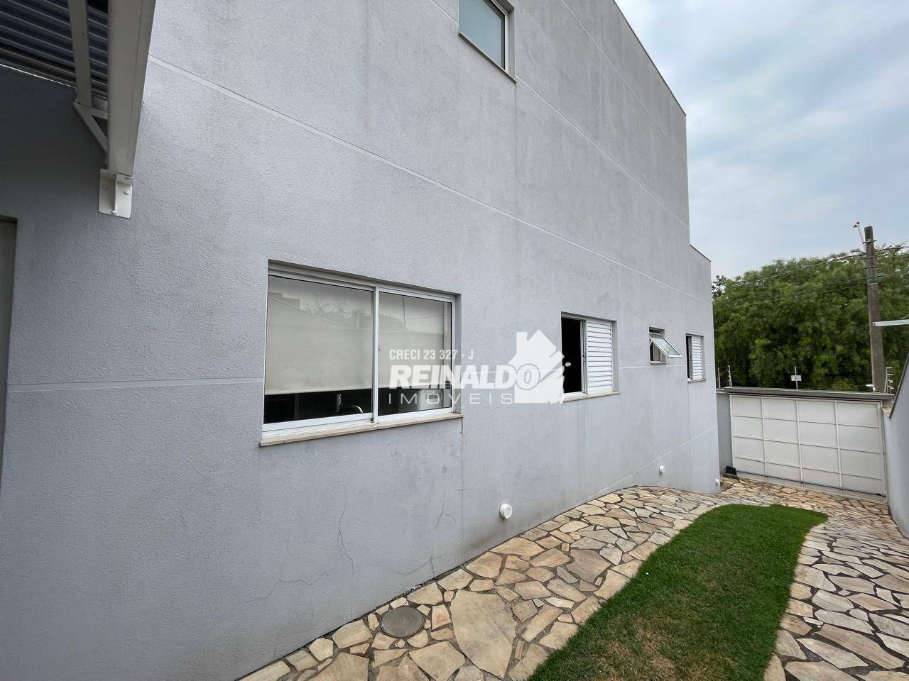 Casa à venda com 3 quartos, 201m² - Foto 21