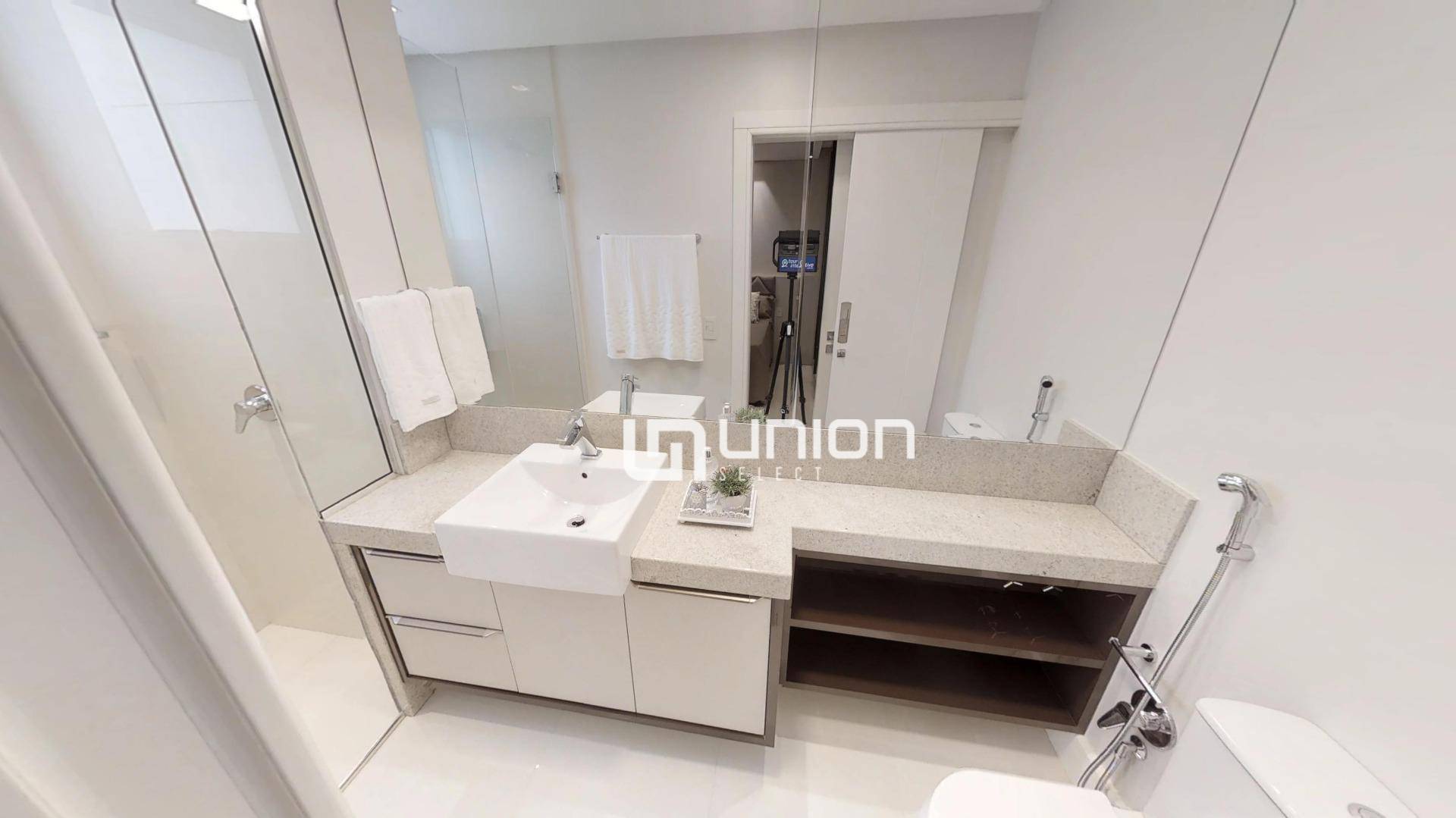 Apartamento à venda com 4 quartos, 237m² - Foto 21