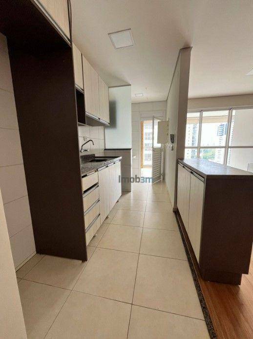 Apartamento para alugar com 3 quartos, 94m² - Foto 5