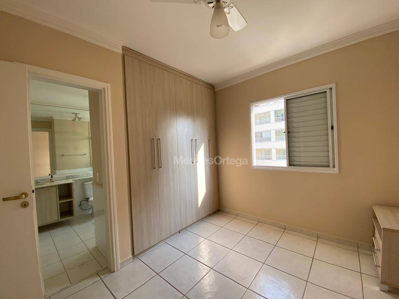 Apartamento para alugar com 2 quartos, 85m² - Foto 28