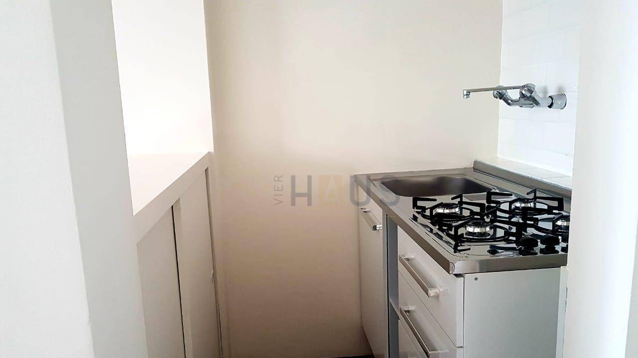 Apartamento à venda com 1 quarto, 57m² - Foto 34