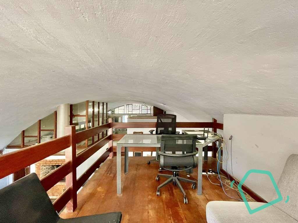 Casa à venda com 4 quartos, 253m² - Foto 55