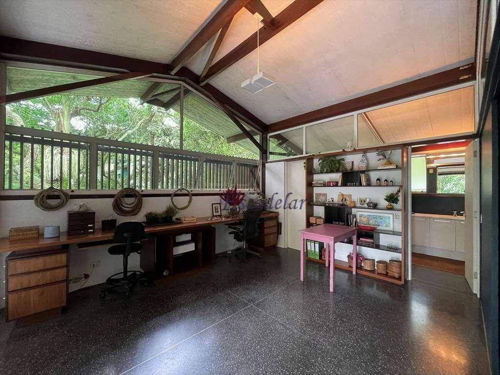 Casa de Condomínio à venda com 3 quartos, 380m² - Foto 35