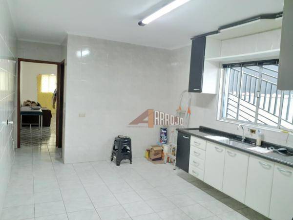 Sobrado à venda com 3 quartos, 96m² - Foto 4